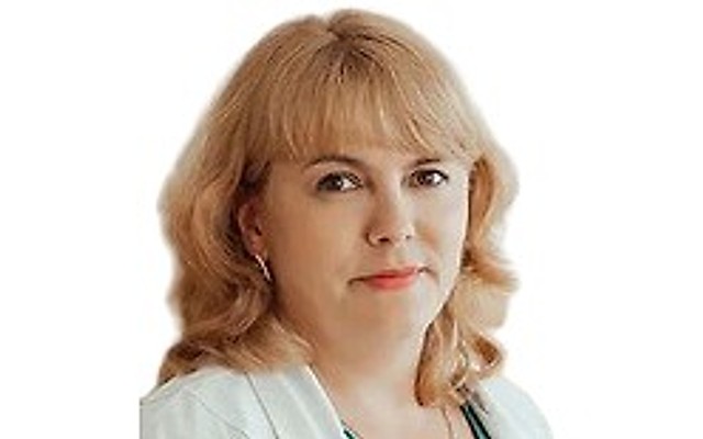 Попова Оксана Анатольевна